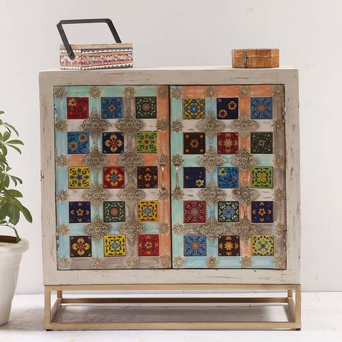 Wooden chest - white 