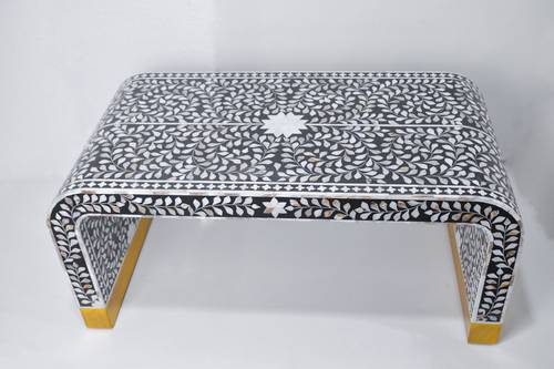 Console made of mother of pearl