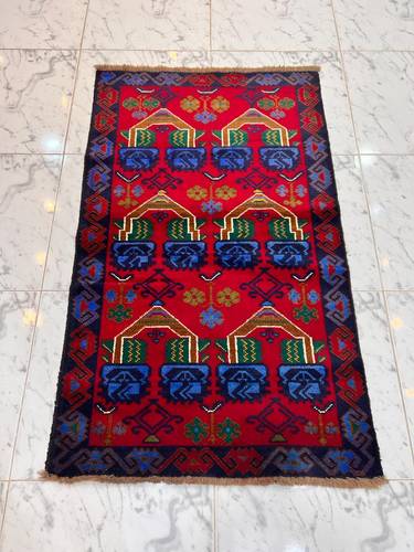 Patterned wool carpet