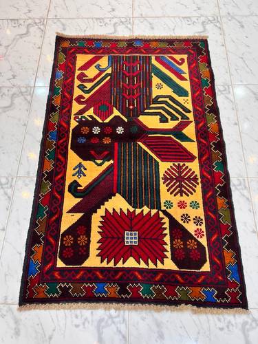 Patterned wool carpet