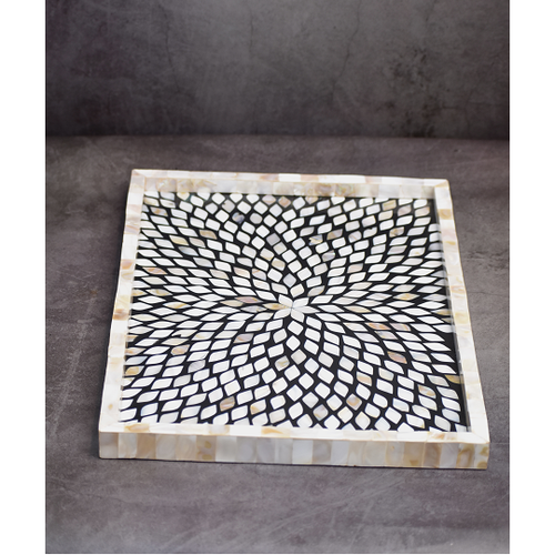 Tray made of mother of Peral with Decor 