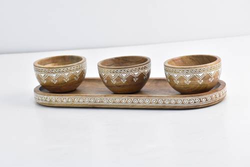Wooden nuts set - white