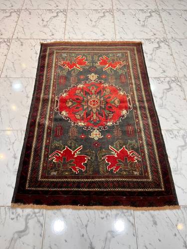 Patterned wool carpet