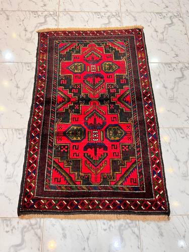 Patterned wool carpet