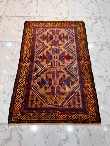 Patterned wool carpet