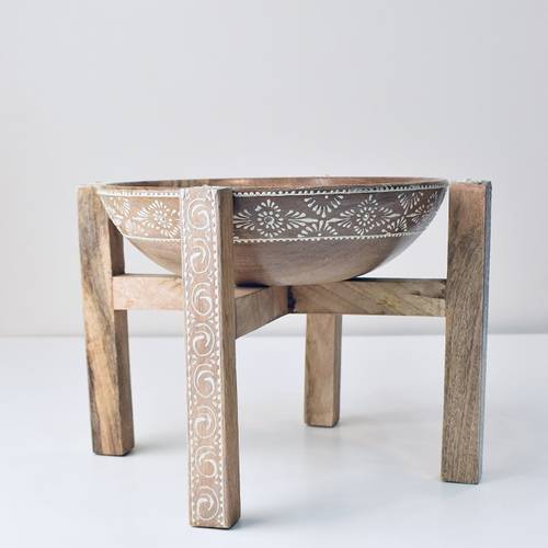 Wooden bowl with base