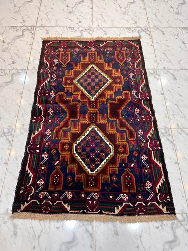 Patterned wool carpet