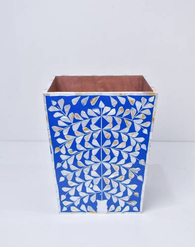 Blue Dustbin of Pearl