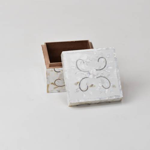 White box of mother of pearl