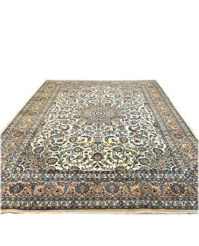 Iranian wool carpet (Kashan)