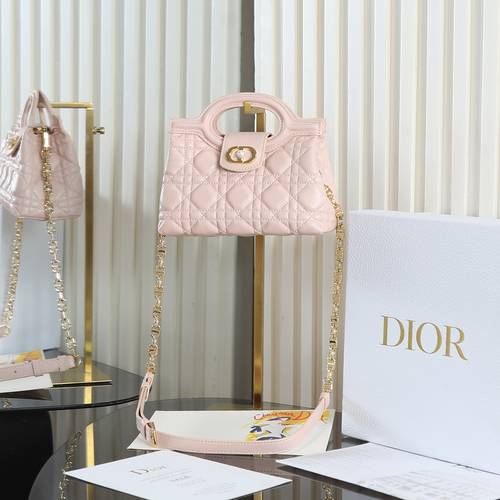 حقيبة ديور جولي الصغيرة Dior Jolie Mini Bag (Pink) 