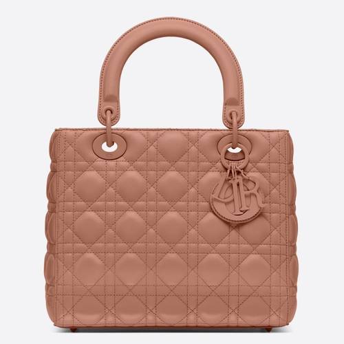 حقيبة ليدي ديور  Lady Dior Ultra Matte Medium beige 