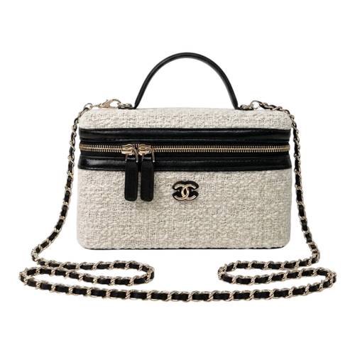 حقيبة Coco Chanel Beach Vanity Case