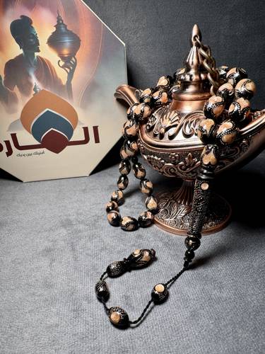 سبحة يسر طبيعي مطعم بالفضة والمرجان