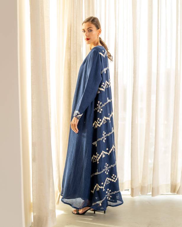 Linen Abaya with embroidery at the back