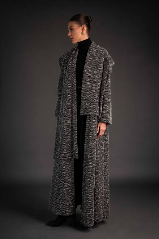 Black and white Knitted abaya with scarf