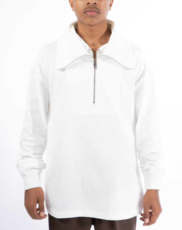 V RO - oversized white shirt