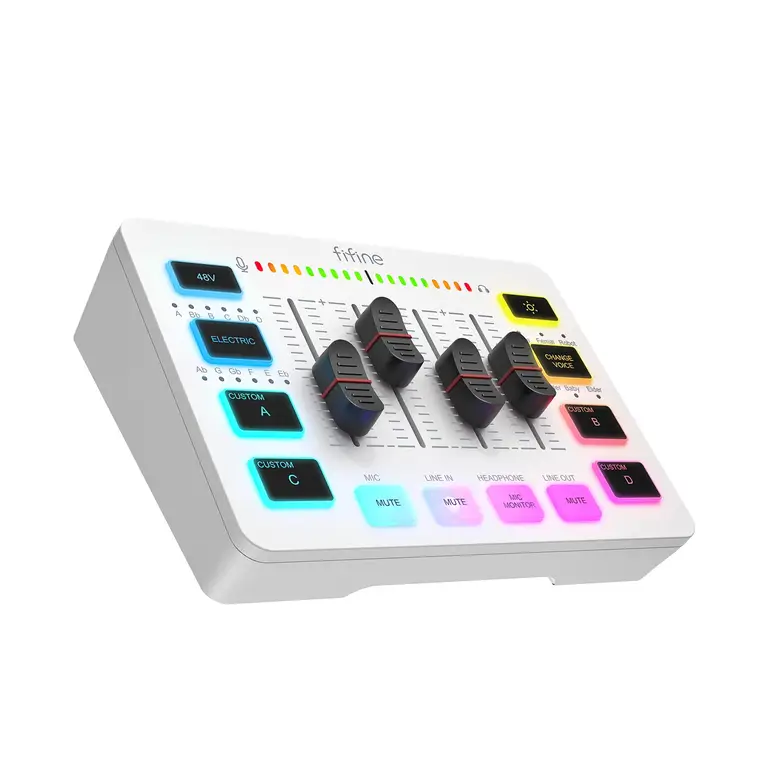 خلاط FIFINE SC3W للبث والألعاب 4 قنوات مع RGB