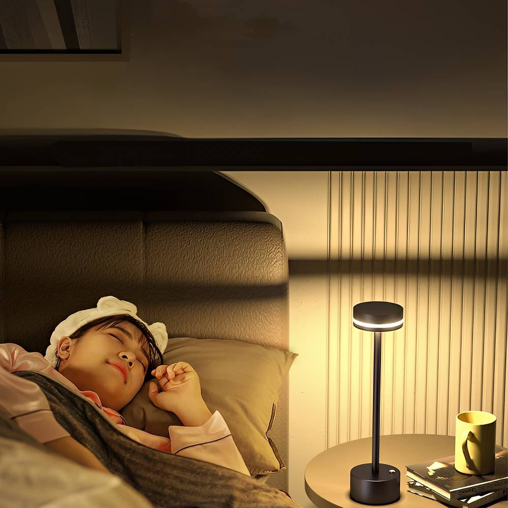 مصباح طاولة LED لاسلكي