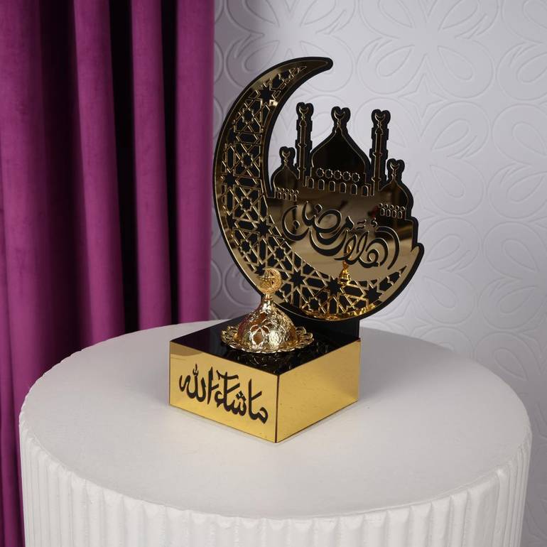 مبخرة واستاند هلال رمضان اكريليك ذهبي