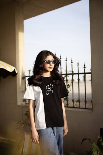 تيشيرت اسود و أبيض (أطفال)