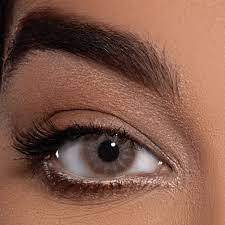 عدسات لاصقة زينة اكزوتيك دي اورو من بيوتيس