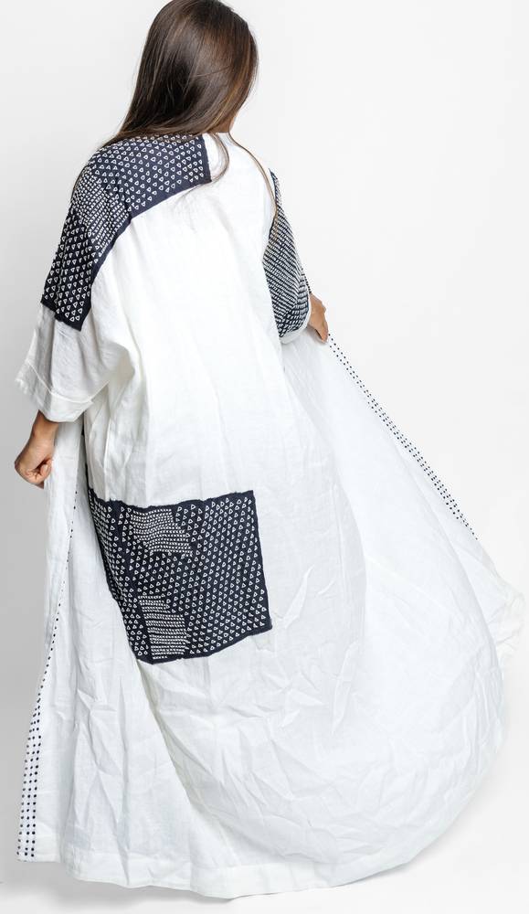Nagsh Abaya