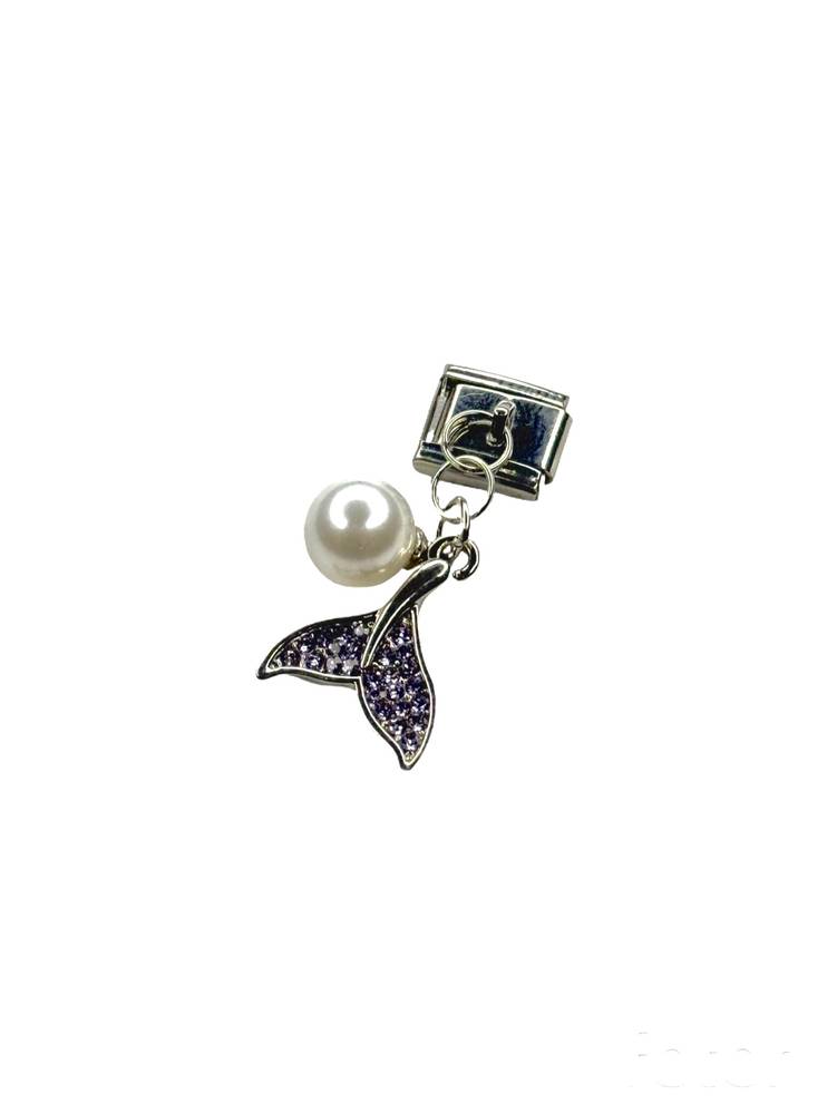 Charm 23