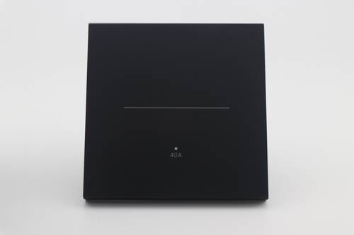 مفتاح اف سي سمارت ( واي فاي / بلوتوث ) مكيف 40A اسود ( GLASS )