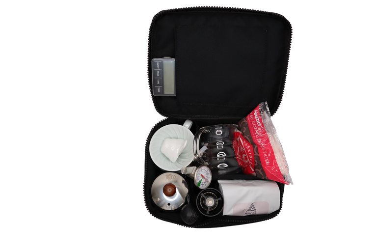 V60 Professional Travelling Kit - مجموعة التقطير