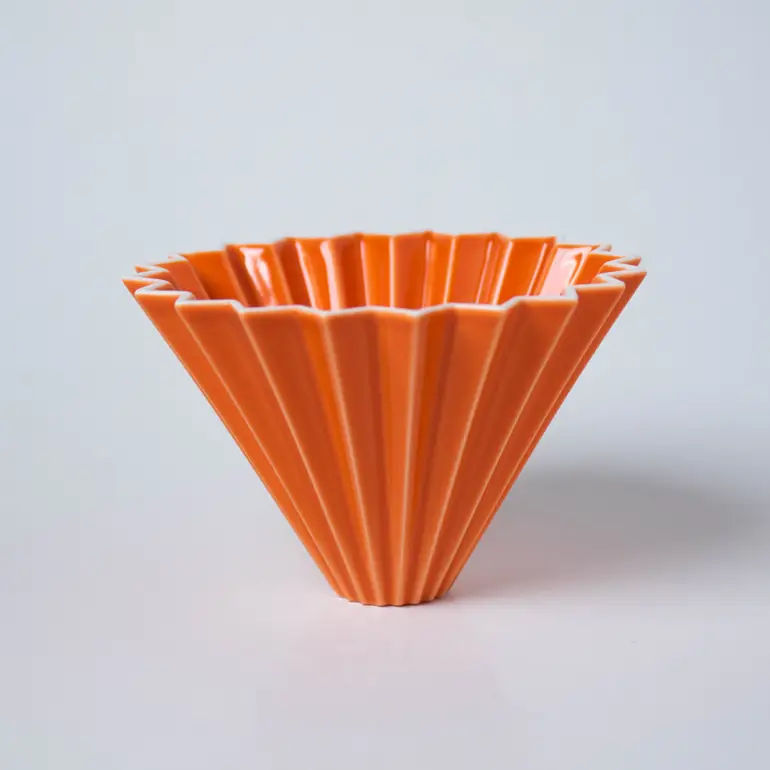 Origami Dripper M 02 with Wood Holder ORANGE قمع ترشيح اورقامي برتقالي مع قاعدة خشبية