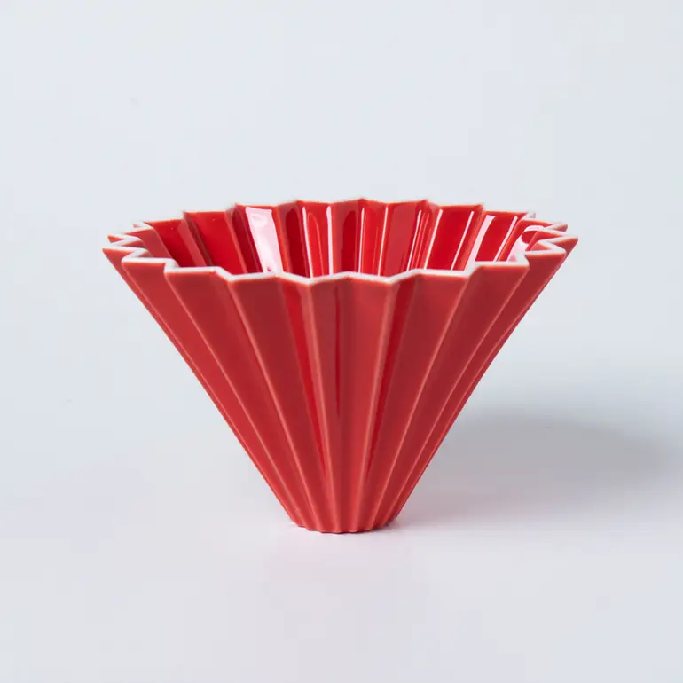 Origami Dripper M 02 with Wood Holder RED قمع ترشيح اورقامي أحمر مع قاعدة خشبية