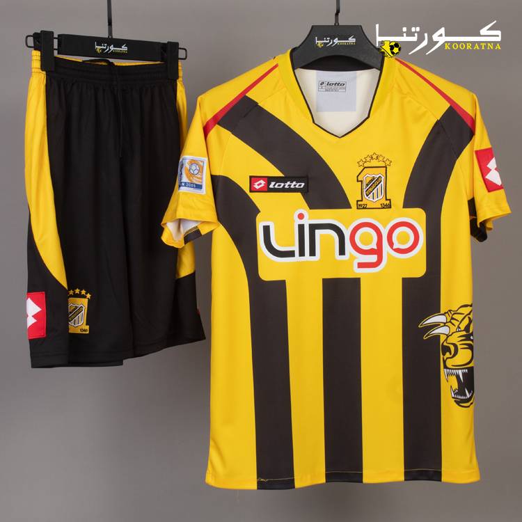 طقم الاتحاد الكلاسيك 2005