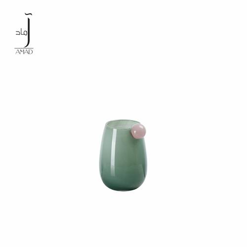 مزهرية ورد وسط