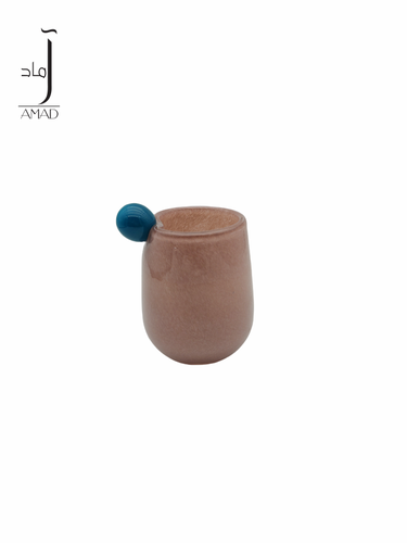 مزهرة ورد زجاجية وسط