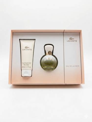 طقم هدايا لاكوست أو دي لاكوست بور فيم - عطر 50 مل + لوشن للجسم 100 مل