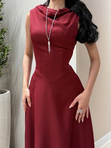 فستان جوري / عودي - (XXXL) الصدر:١٠٢سم , الخصر:٩١سم