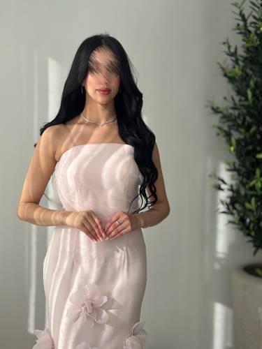 فستان حنين مورد - (XXXL) الصدر:١٠٢سم , الخصر:٩١سم