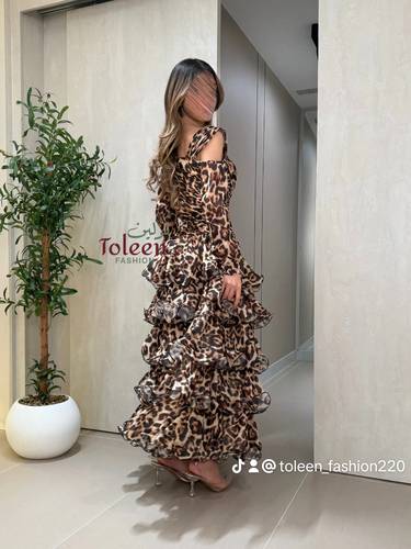 فستان راندي تايجر طبقات - (XXXL) الصدر:١٠٢سم , الخصر:٩١سم