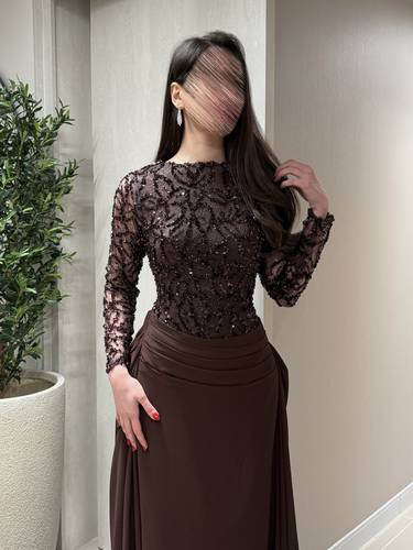 فستان ريتال / موكا - (XXXL) الصدر:١٠٢سم , الخصر:٩١سم