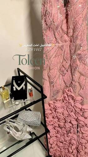 فستان ريماس وردي - (XXXL) الصدر:١٠٢سم , الخصر:٩١سم