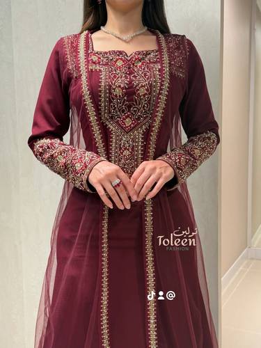 جلابيه  اماراتيه قطعتين/ عنابي - (XXXL) الصدر:١٠٢سم , الخصر:٩١سم