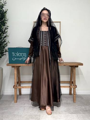جلابيه  ثراثيه  / بني - (XXXL) الصدر:١٠٢سم , الخصر:٩١سم