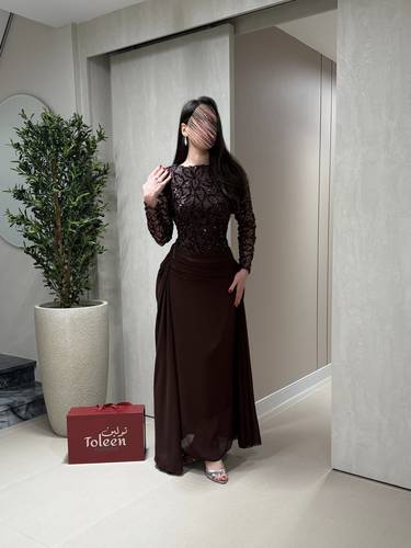 فستان ريتال / موكا - (XXXL) الصدر:١٠٢سم , الخصر:٩١سم