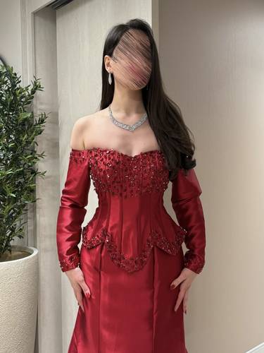 فستان تولين كم طويل سهره - (XXXL) الصدر:١٠٢سم , الخصر:٩١سم