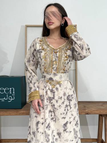 جلابيه إماراتيه مشجر - (XXXL) الصدر:١٠٢سم , الخصر:٩١سم