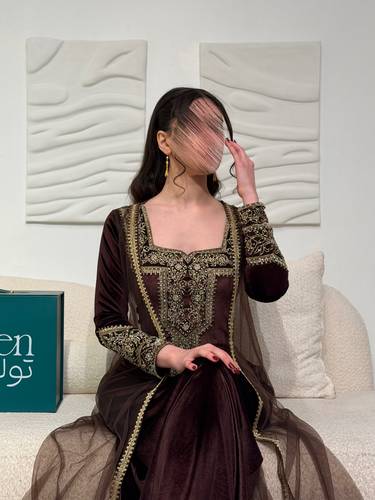 جلابيه عسيريه مخمل قطعتين - (XXXL) الصدر:١٠٢سم , الخصر:٩١سم