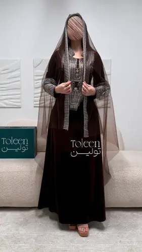 جلابيه مخمل بشال - (XXXL) الصدر:١٠٢سم , الخصر:٩١سم