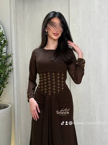 فستان سهرة طويل بني - (XXXL) الصدر:١٠٢سم , الخصر:٩١سم