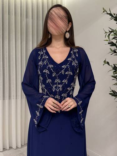 قفطان 3 الوان 💙🖤💜 - ‏(XS) الصدر:٧١سم , الخصر:٦٢سم - ازرق 